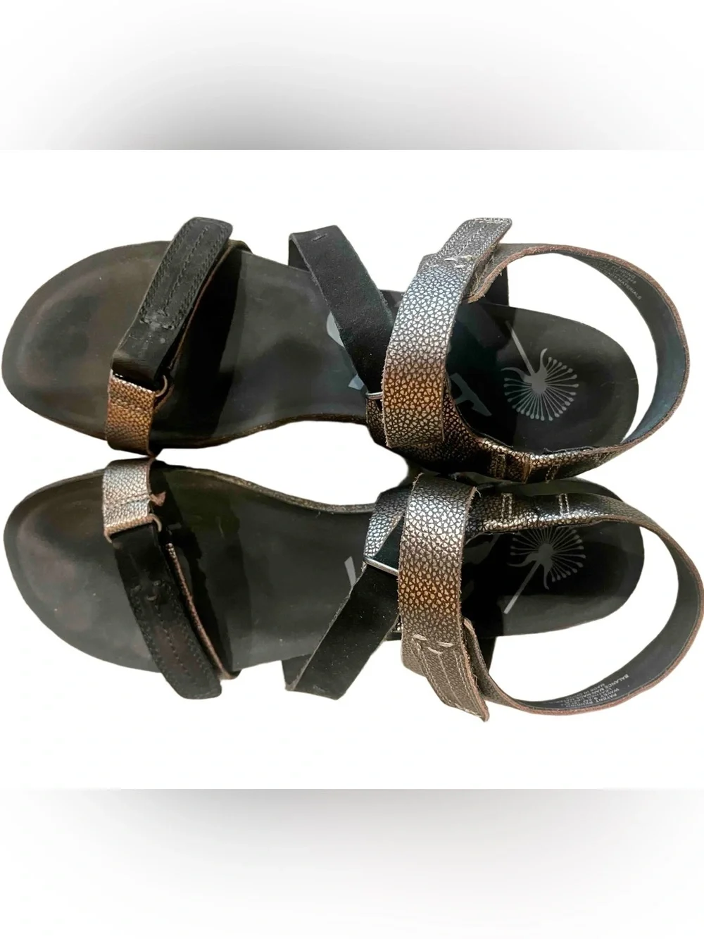 OTBT Wavy Platform Sandal Metallic and Black size 9.5